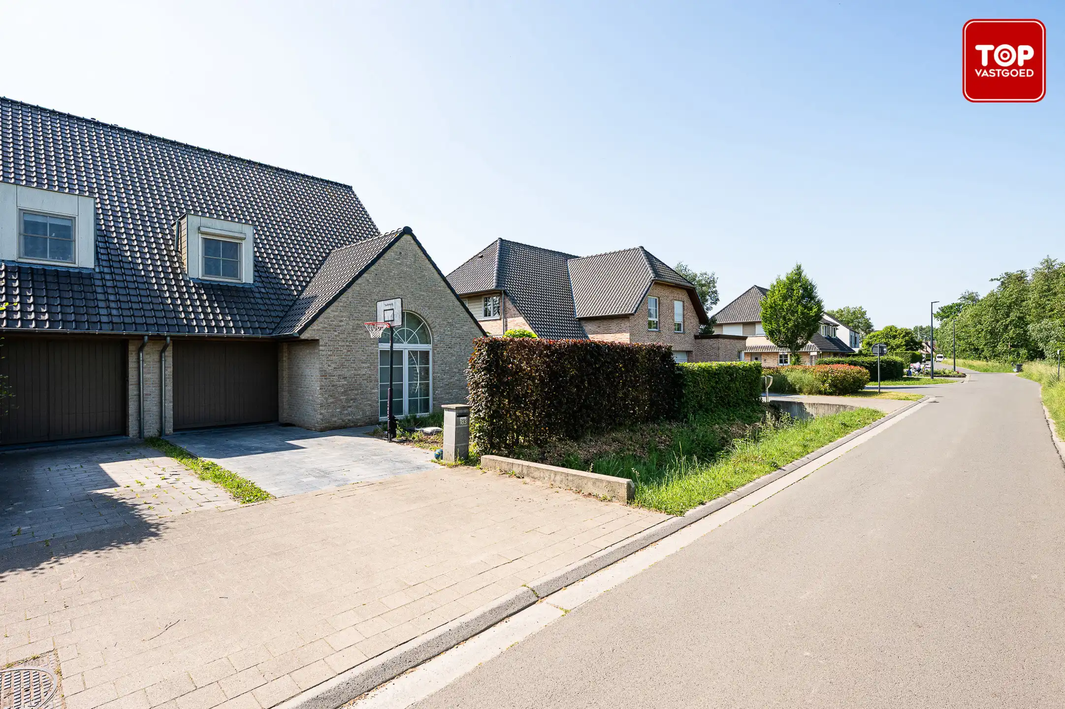 Instapklare woning met 4 slaapkamers en zonnige, zuidgerichte tuin. foto 26