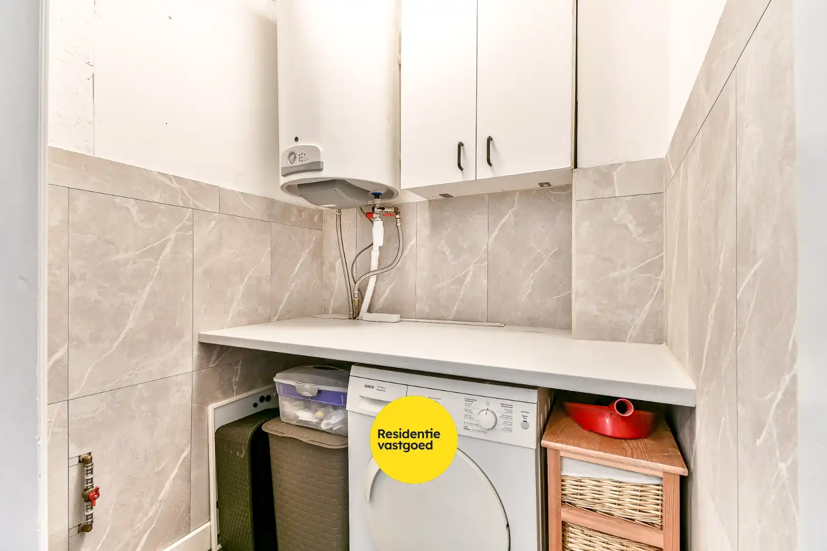 Instapklaar twee-slaapkamer-appartement op mooie locatie foto 14