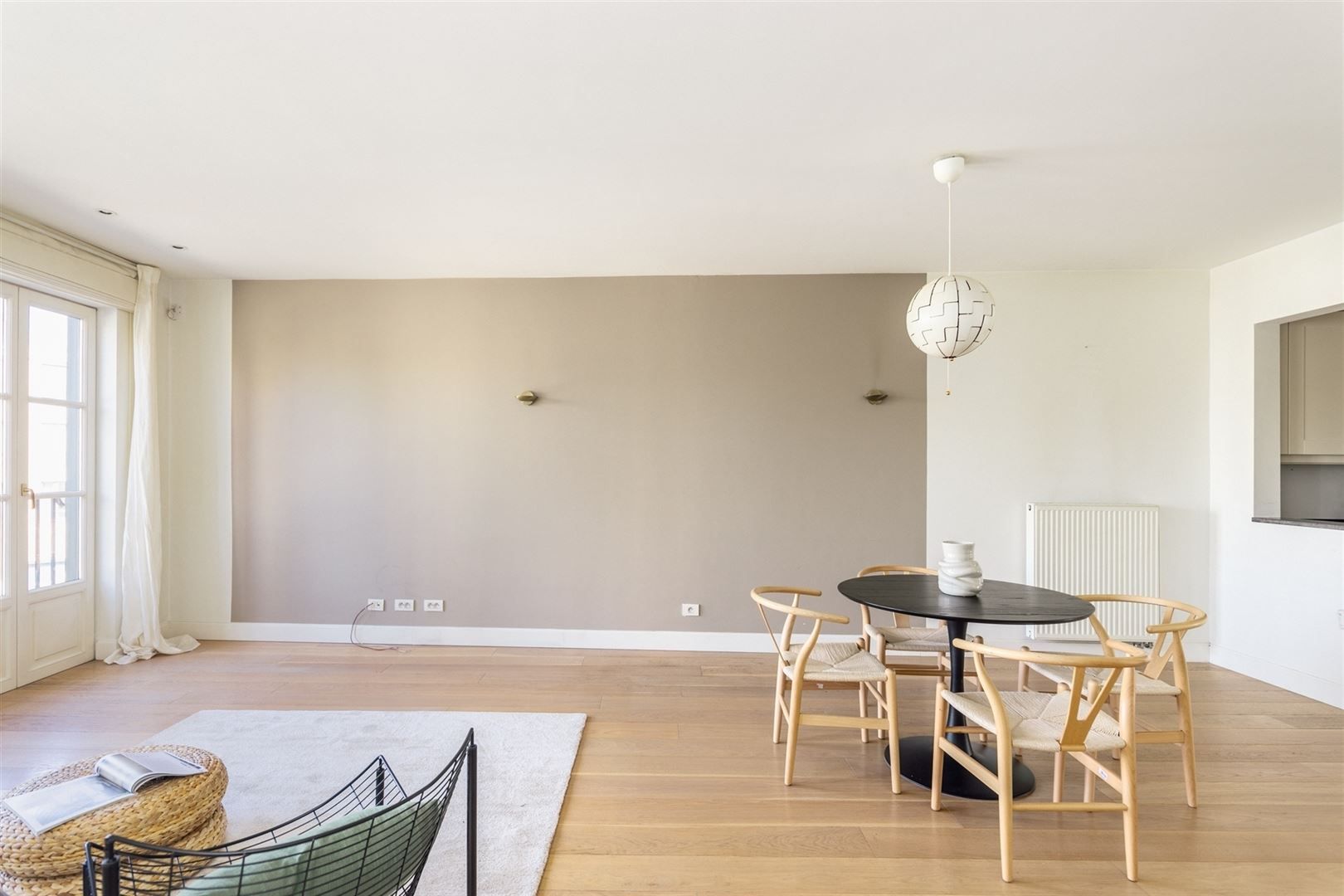 Wonen in het hart van Brasschaat, met zicht op het Oud Gemeentehuis foto 2