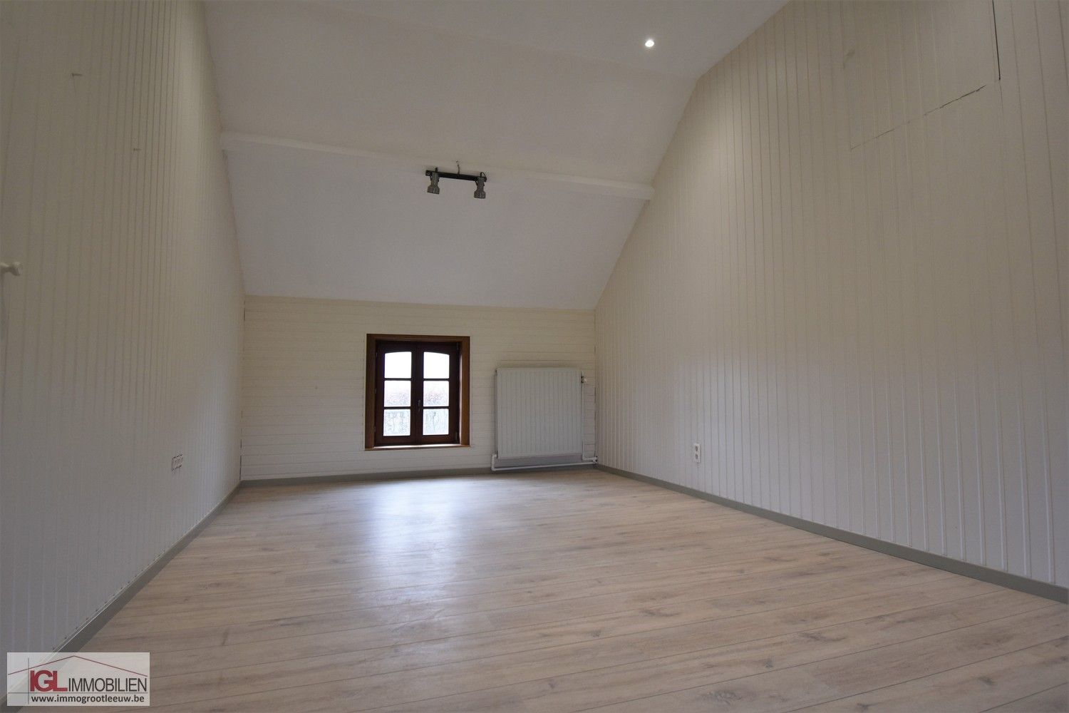 Charmante gerenoveerde fermette met 4 slaapkamers! foto 17