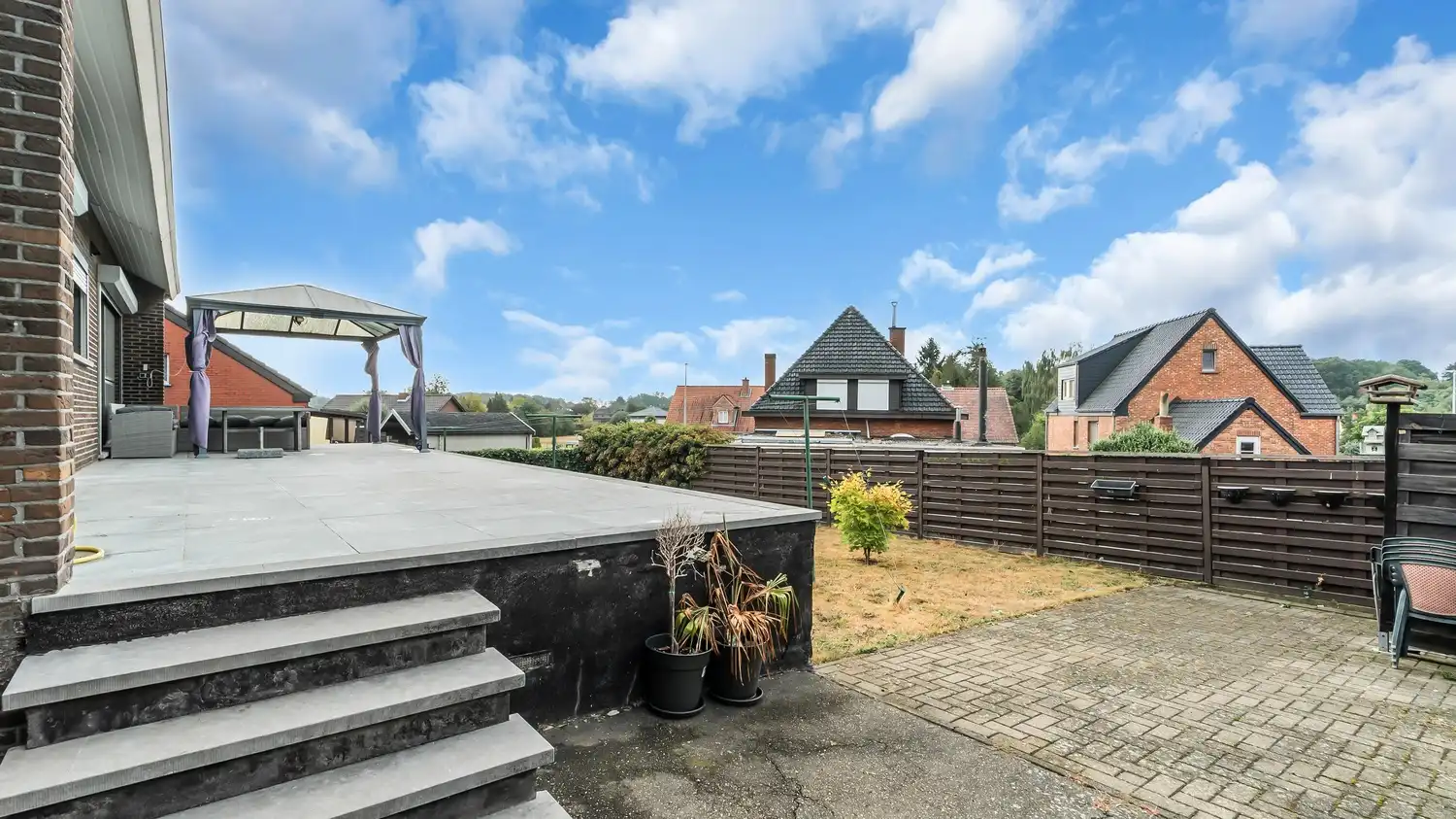 Ruime gezinswoning met 3 slaapkamers + bureel/slaapkamer en mogelijkheid tot extra slaapkamers op zolder foto 19