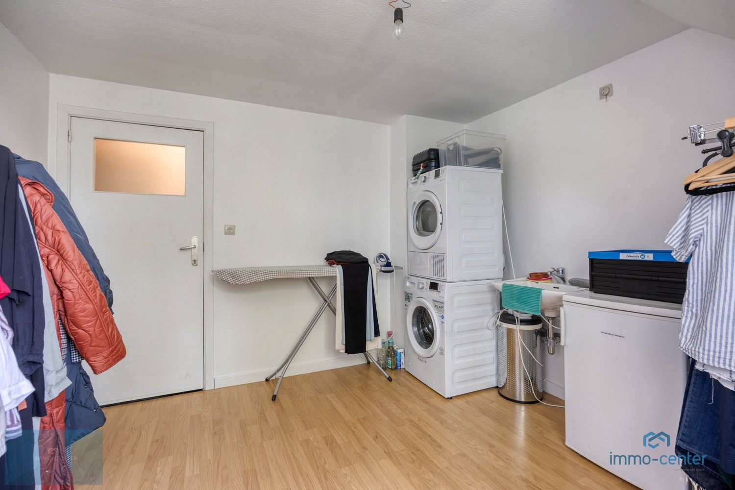 Instapklaar appartement met 1 slaapkamer, terras, extra ruimte, garage en zicht op het park – op toplocatie in Hasselt foto 21