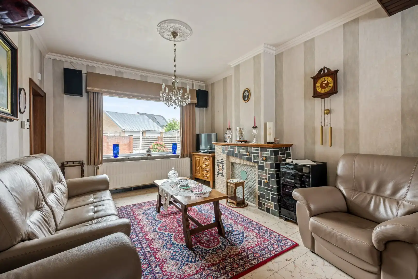 Op te frissen woning met 3 slaapkamers, garage en tuin. foto 14