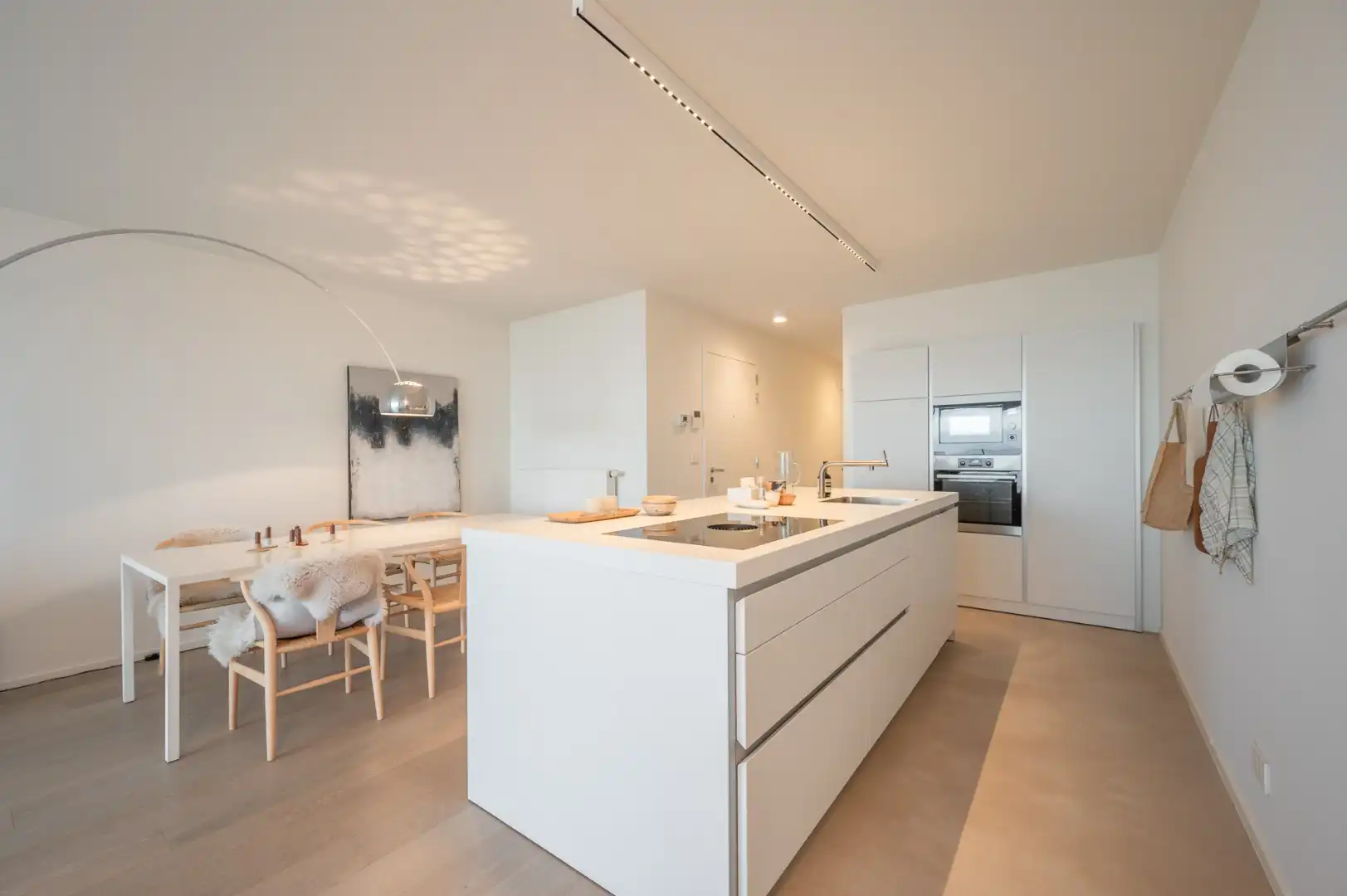 Stijlvol en recent appartement ideaal gelegen op de Zeedijk in het Zoute foto 4