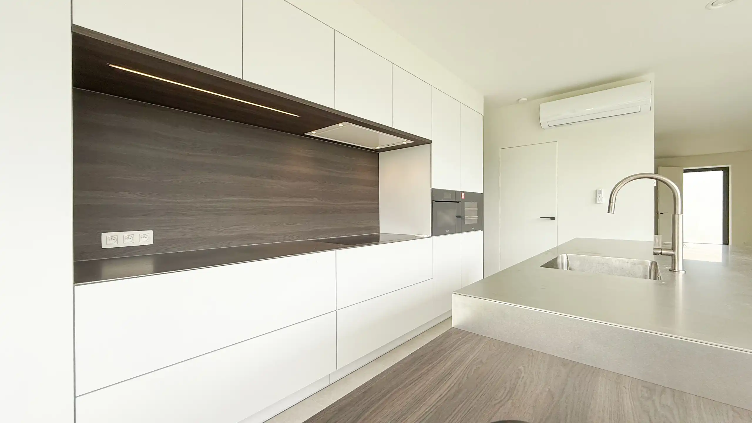 Hoogwaardig afgewerkte woning met industriële look! foto 12