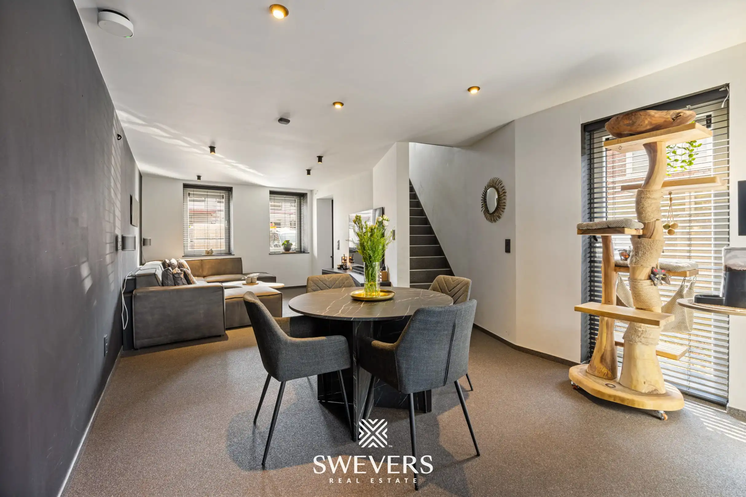 Instapklare en volledig gerenoveerde woning met tuin op rustige ligging in Leopoldsburg foto 11