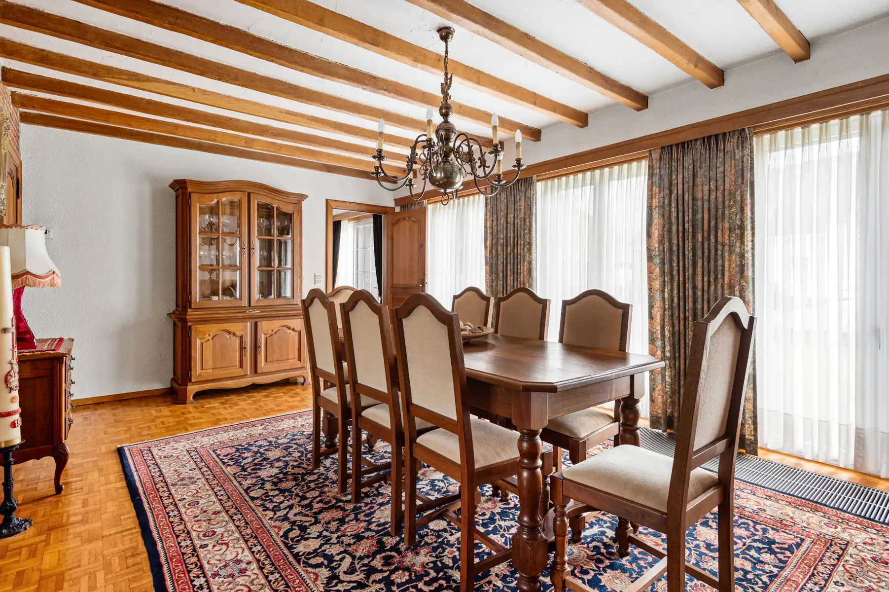 Ruime gezinswoning met tuin en garage op 856 m2 foto 10