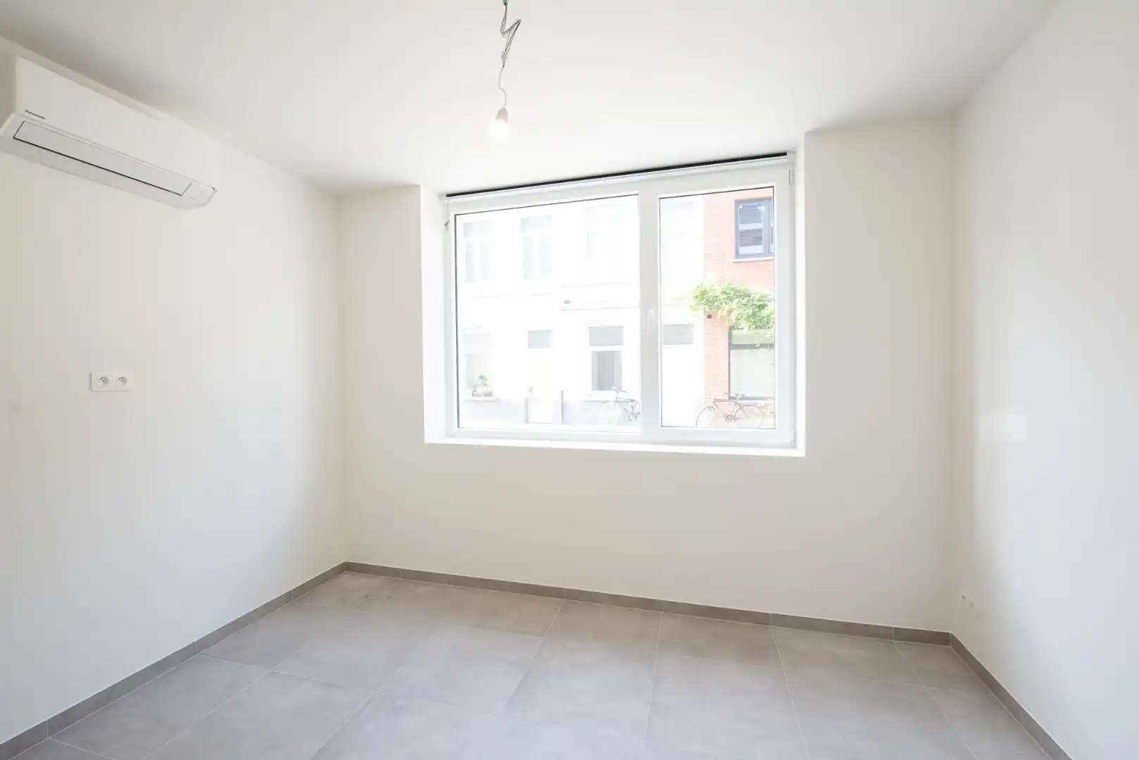 Instapklaar éénslaapkamerappartement met stadstuin foto 10