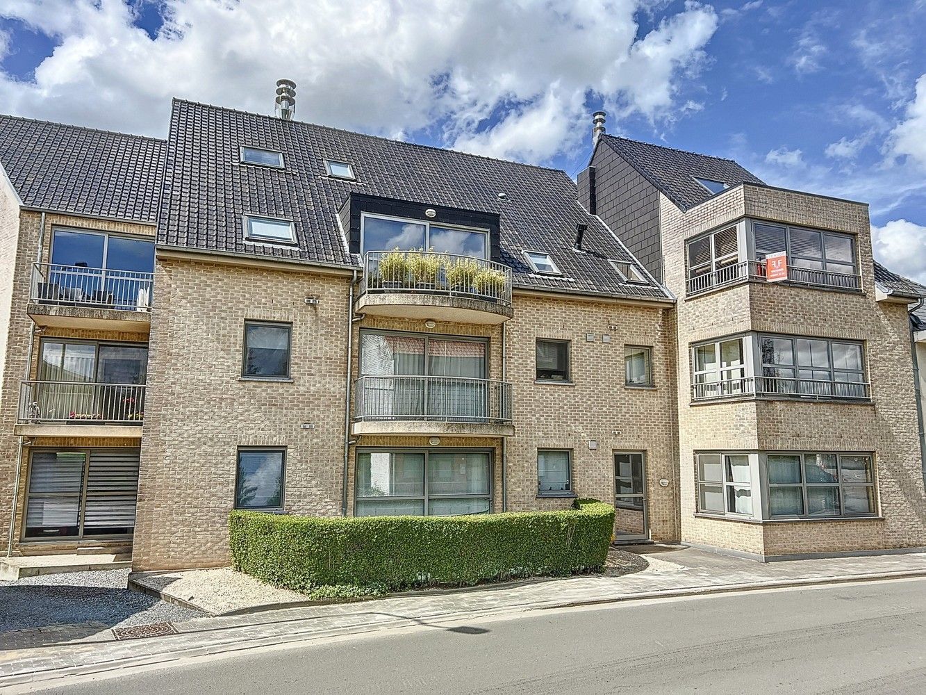 Prachtig, luxueus appartement te koop in Erpe-Mere ! foto 1