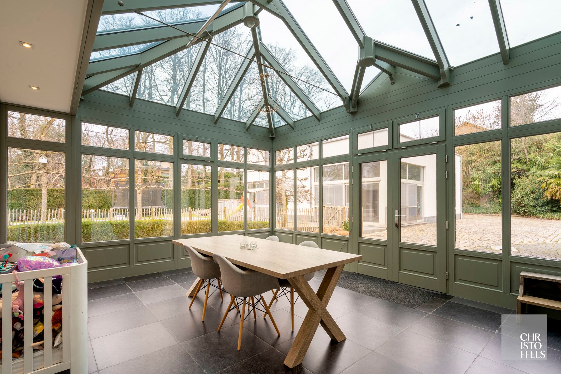 Totaal gerenoveerde villa (362 m²) met poolhouse (239 m²) in Opoeteren foto 9