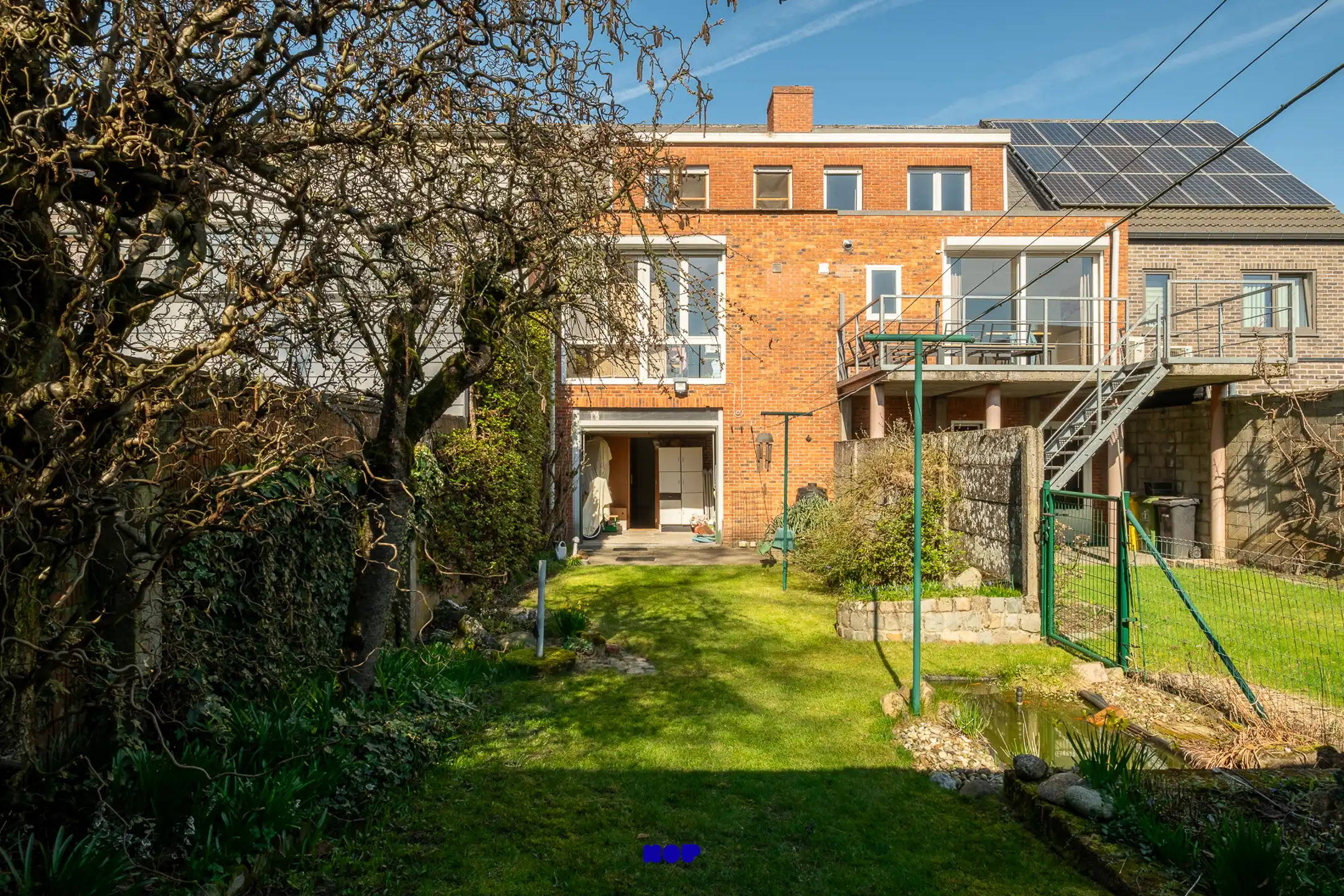 Bel-etage met ruimte op elke verdieping in Emblem (Ranst) foto 2