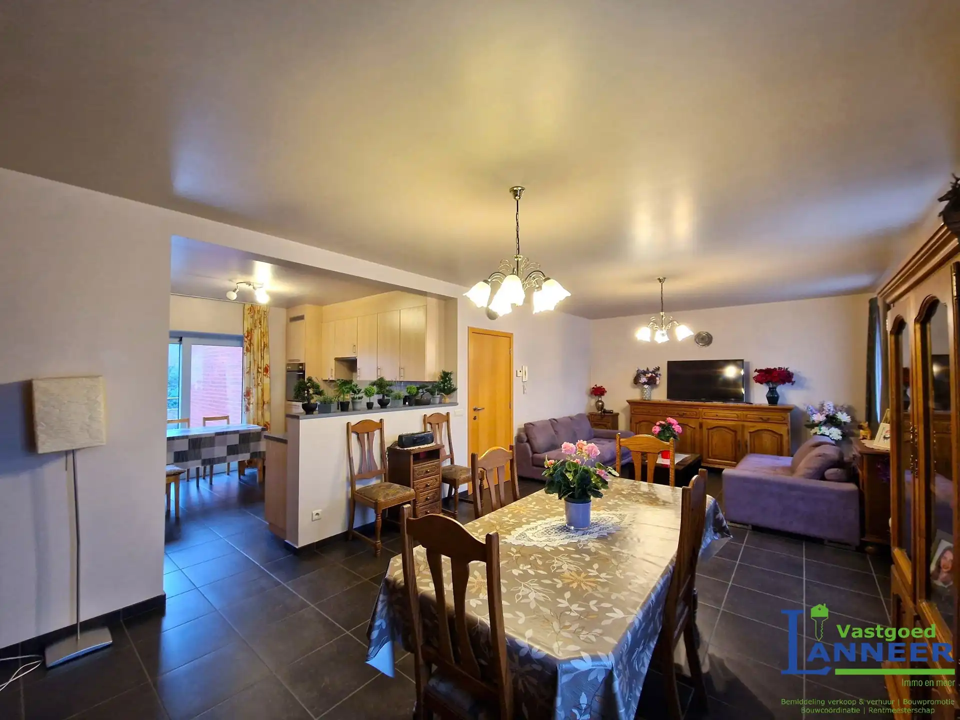 Appartement op de eerste verdieping in het centrum van Herne foto 2