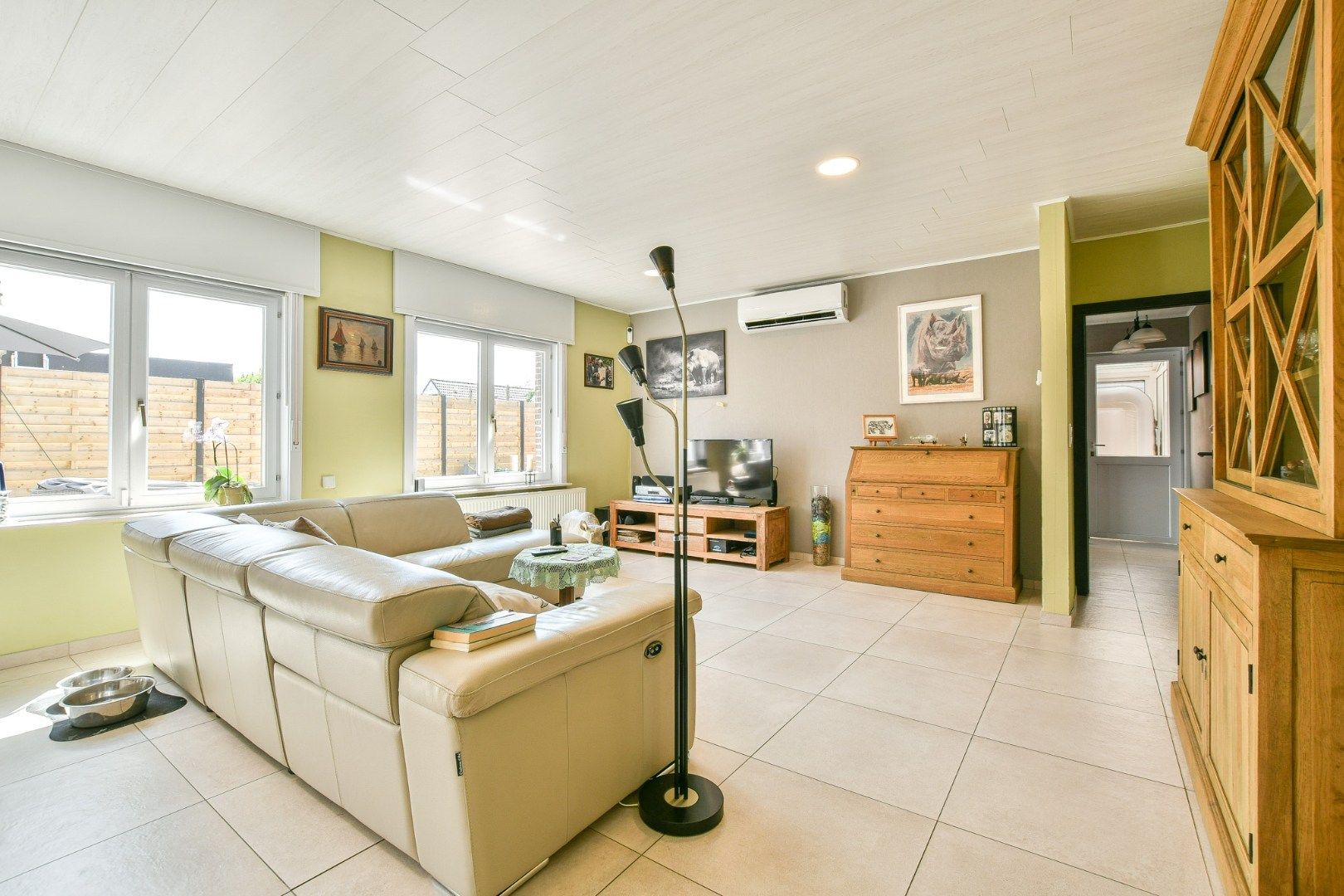 Instapklare woning op toplocatie in rustige woonwijk te Harendijke, Wenduine! foto 11