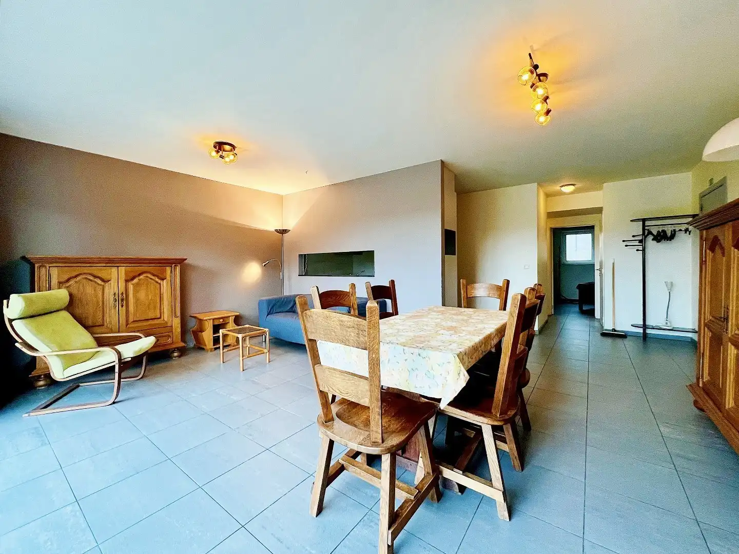 LINDEN 2 SLAAPKAMER APPARTEMENT MET TUIN + STAANPLAATS foto 4