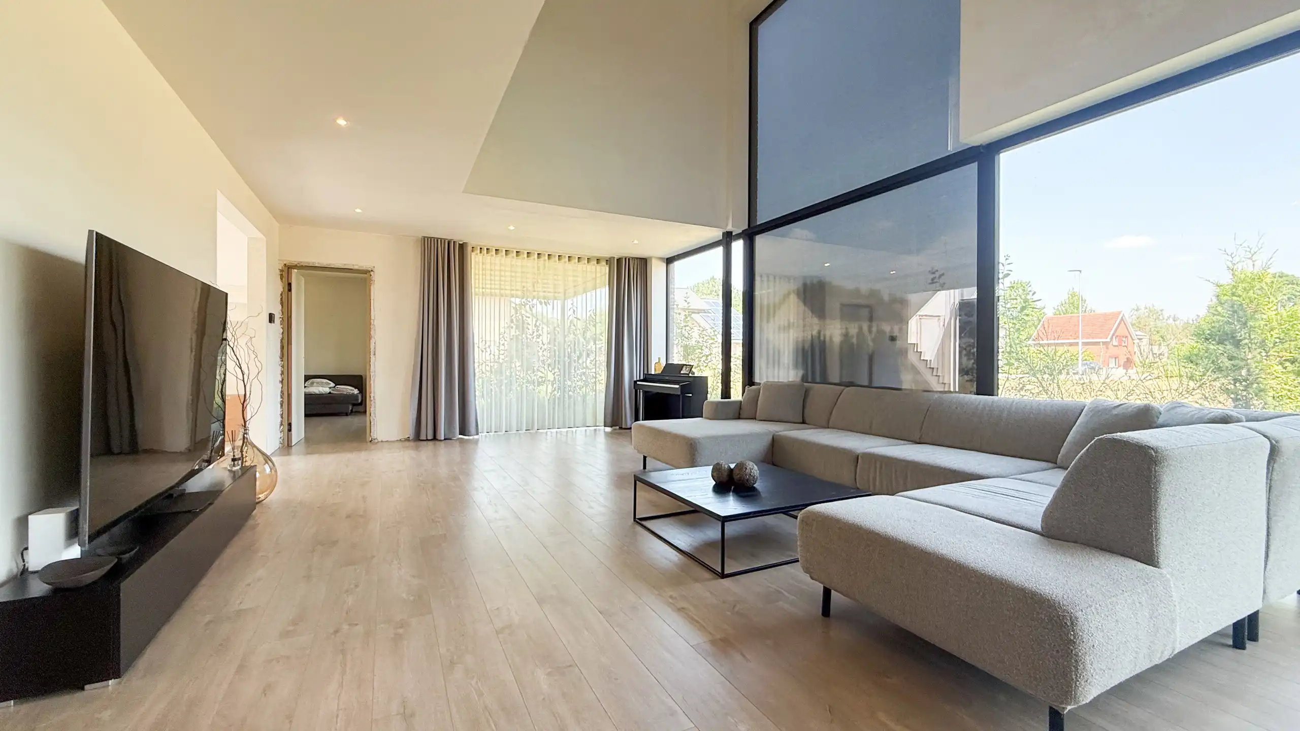 Moderne instapklare woning met 4 slpk op rustige ligging! foto 6
