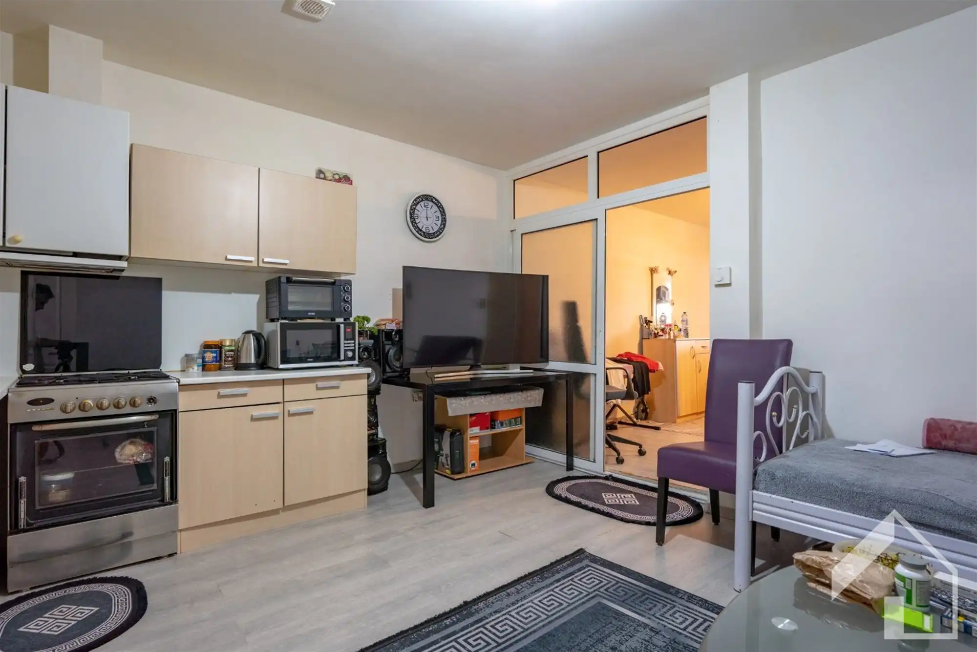 Ruime woning (190 m²) met tuin en veel potentieel foto 17