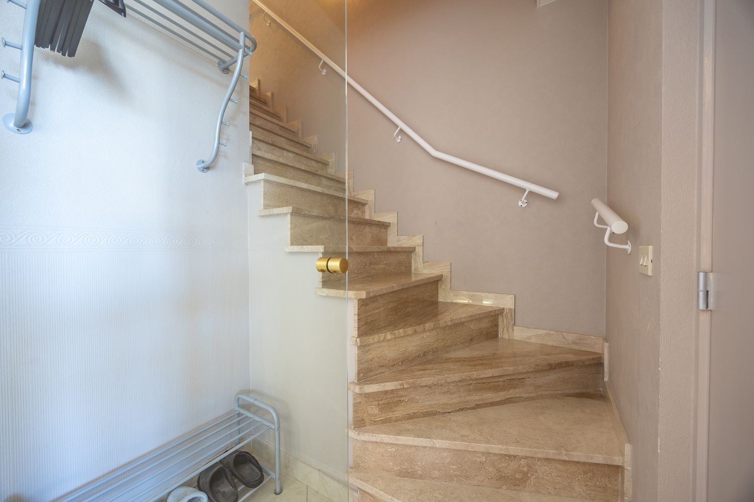 Uiterst ruim duplex-appartement op fantastische ligging foto 17