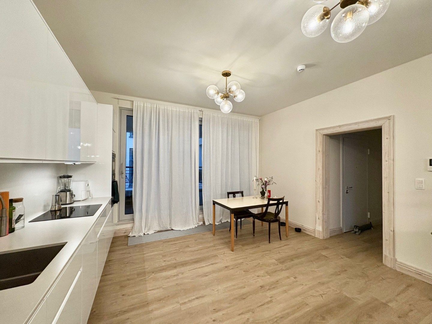 Sfeervol 1-slaapkamerappartement met groot terras foto 4