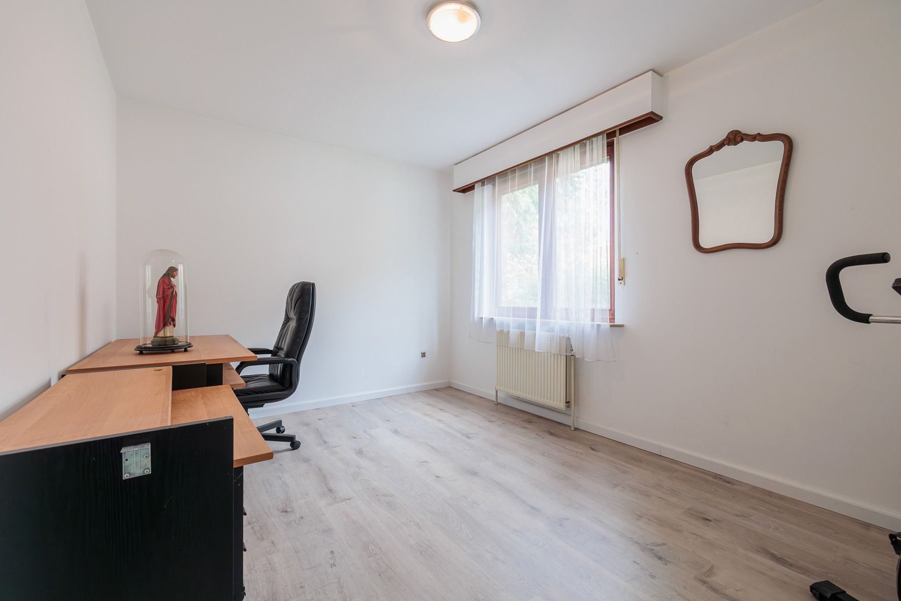 Open woning met 4slpk en volledige onderkeldering op 1.372m² foto 11