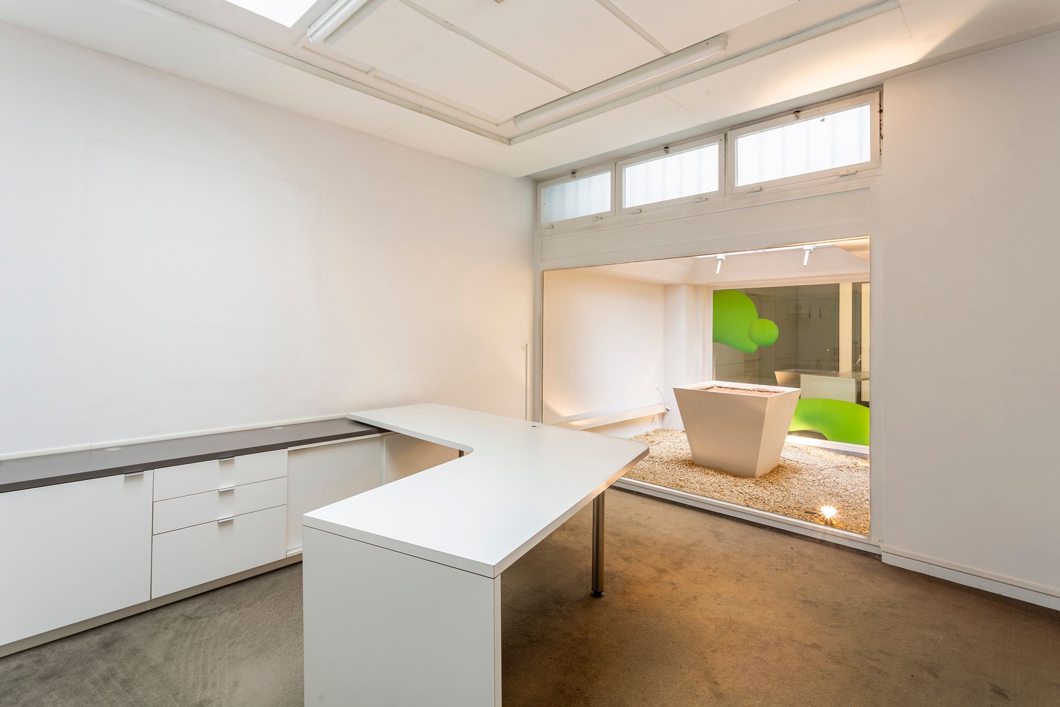 commercieel gelijkvloers ca 130 m² nabij theaterplein foto 14
