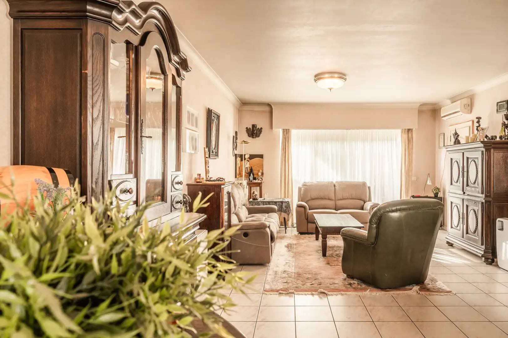 Handelspand met duplexappartement met 6 slaapkamers foto 16