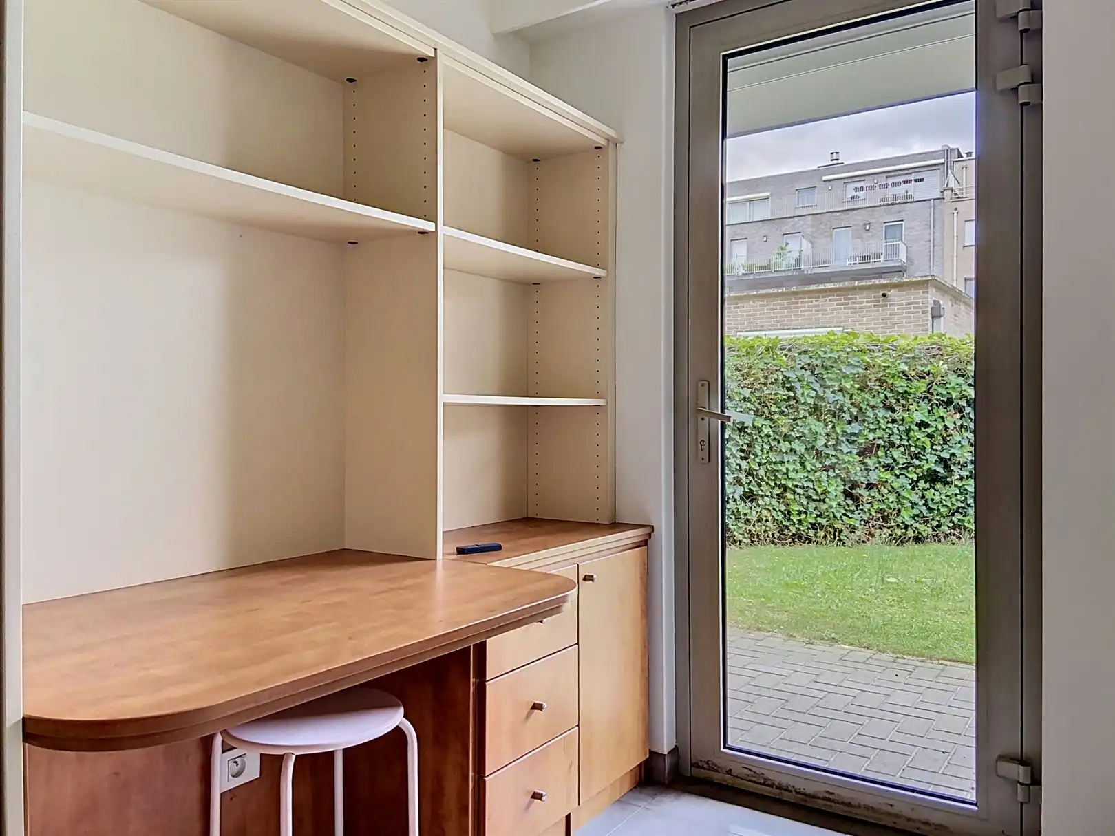Gelijkvloersappartement met gezellige tuin en P foto 9