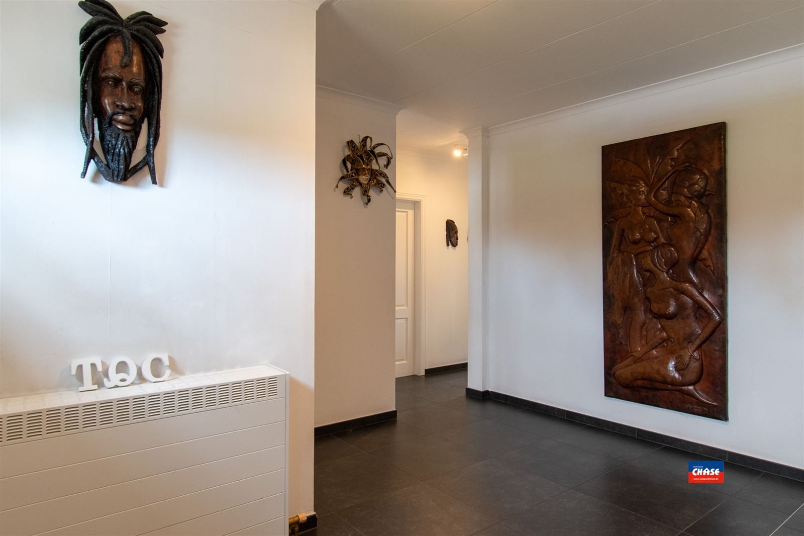 PRACHTIG LANDHUIS MET PRAKTIJKMOGELIJKHEDEN EN ZWEMBAD OP EEN TOTALE OPPERVLAKTE VAN 10a 50ca  foto 23