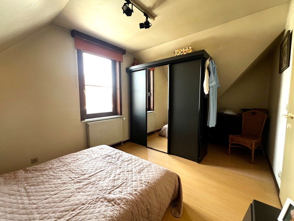Instapklaar duplex-appartement met garage te huur te Harelbeke foto 11
