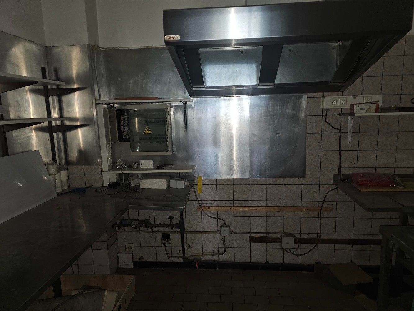 Commerciële ruimte te huur foto 3