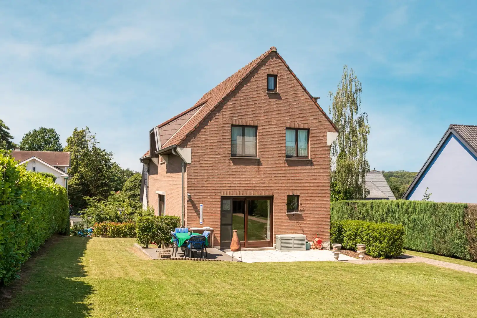Verzorgde woning met 3 slpk, garage en tuin foto 15