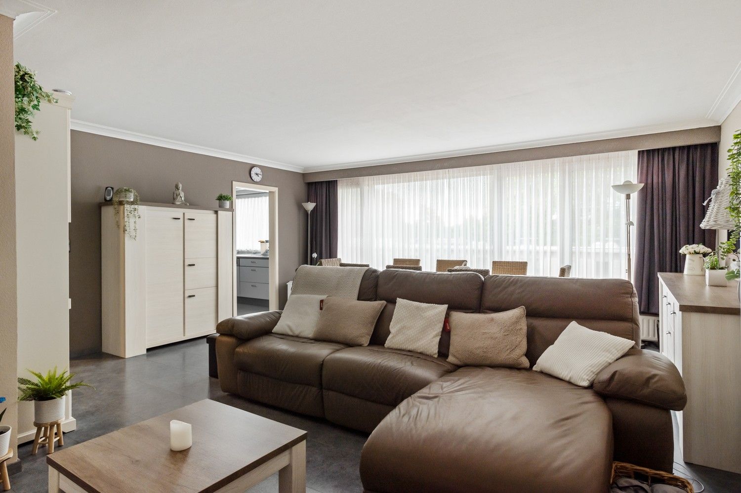 Gezellig appartement met 3 slaapkamers, een terras en garagebox in Deurne! foto 6
