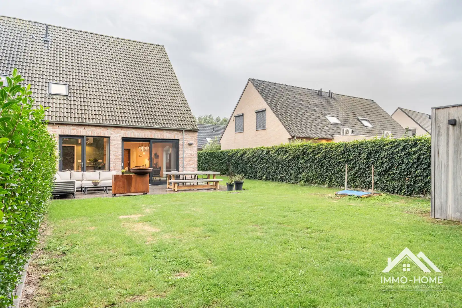 Knappe HOB in een residentiële omgeving te Oostakker!  foto 24