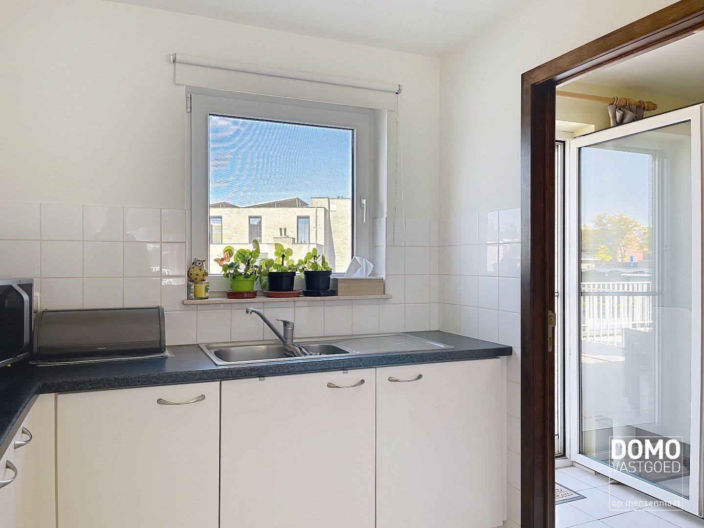 Ruim en lichtrijk duplex appartement met twee terrassen - inclusief 3 autostandplaatsen - EPC: B foto 7