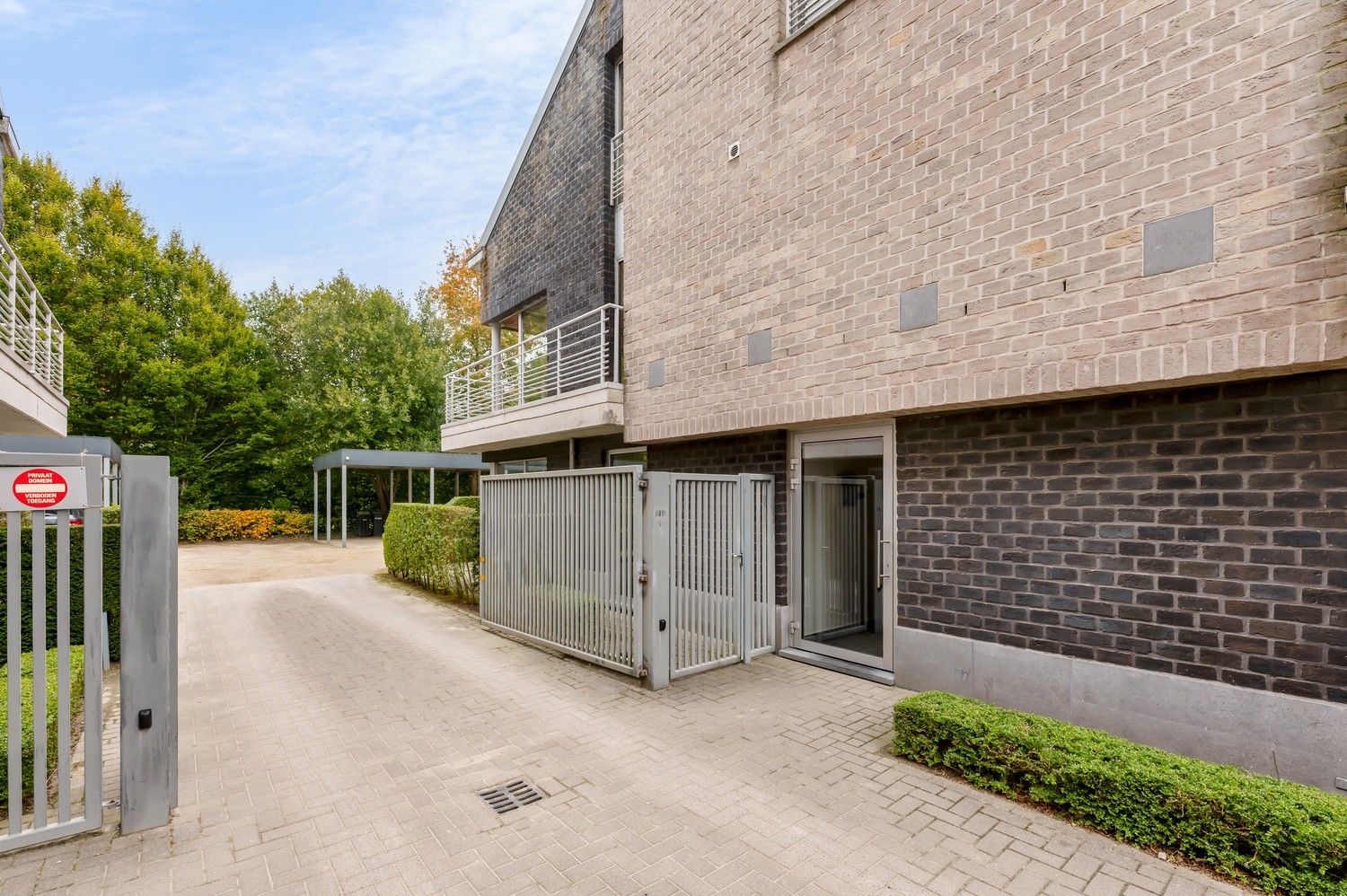 Instapklaar appartement met 2 slaapkamers en terras – centraal gelegen op de grens met Berlaar-Heikant. foto 19