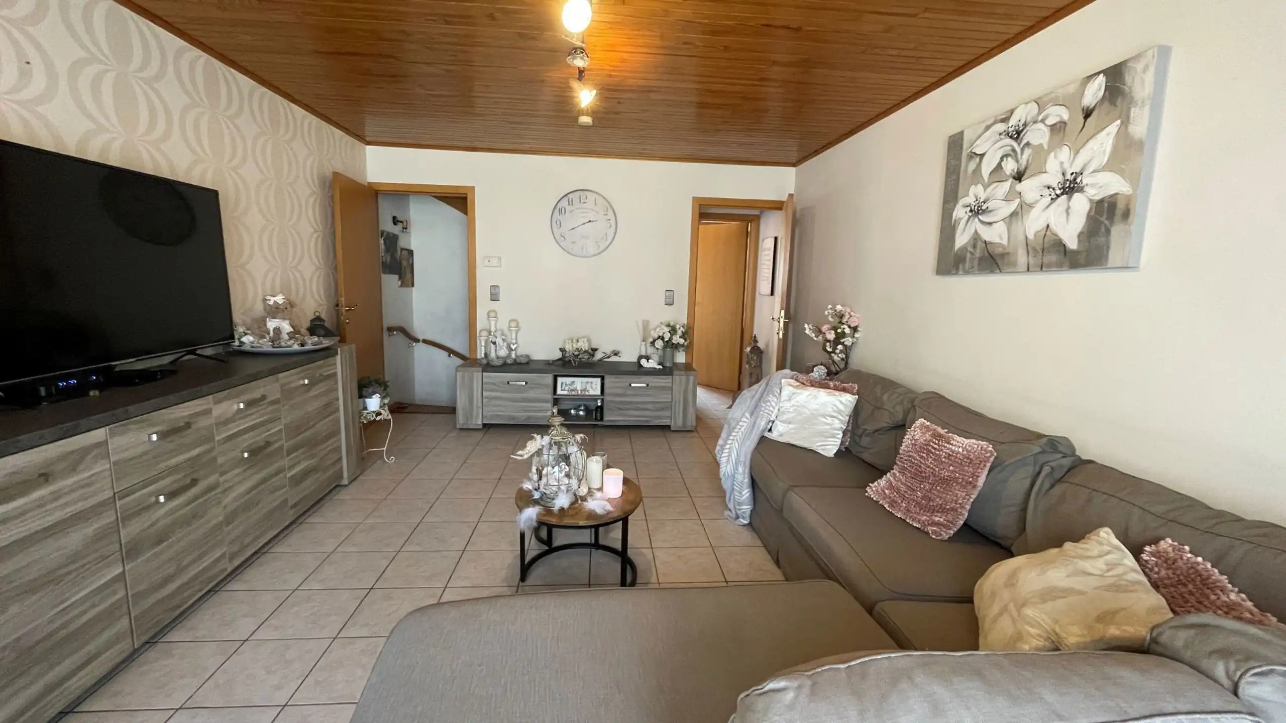 Huis te koop foto {{pictureIndex}}