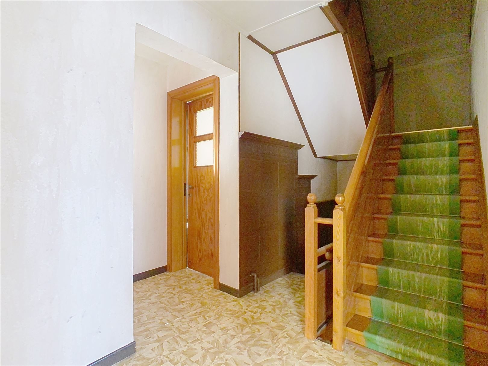 Te renoveren woning, 4 slpks, bijgebouwen, tuin, 9a 71ca  foto 18