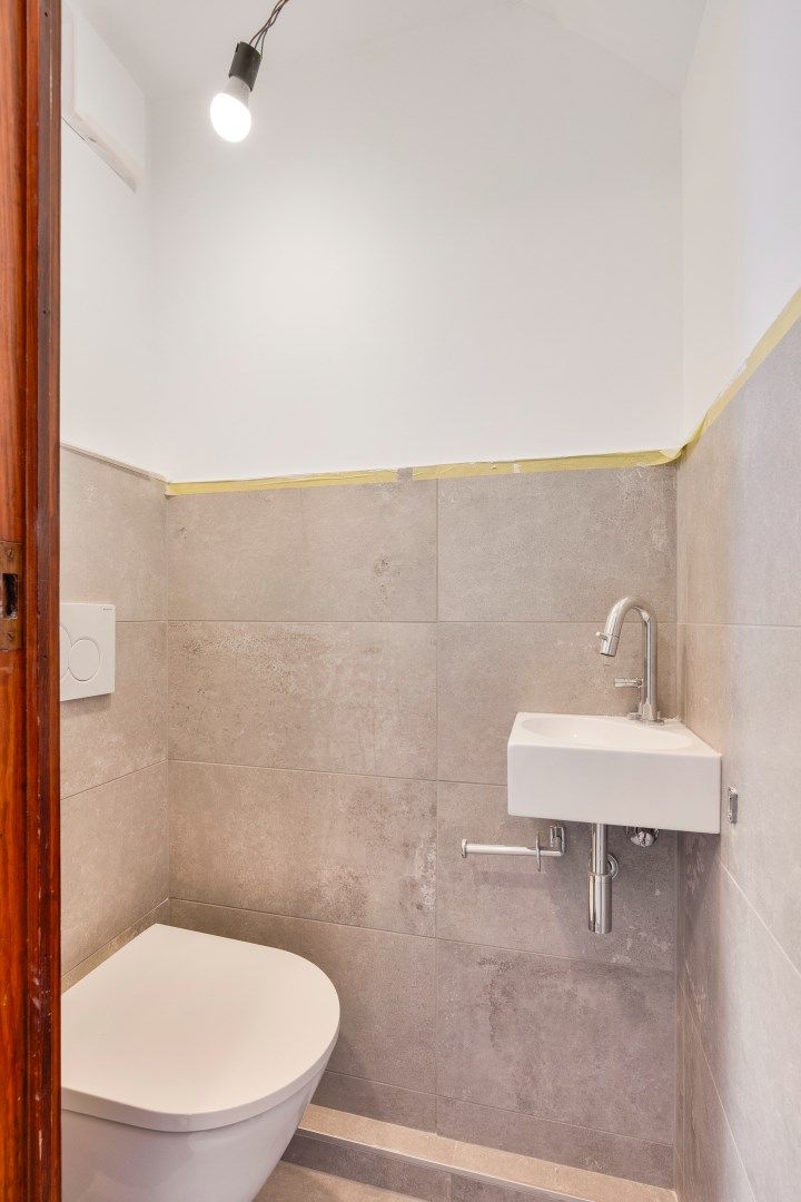 Totaal gerenoveerde en zeer goed gelegen woning op wandelafstand station met 3 ruime slaapkamers en bureauruimte - EPC A (81) kWh/m²  foto 25