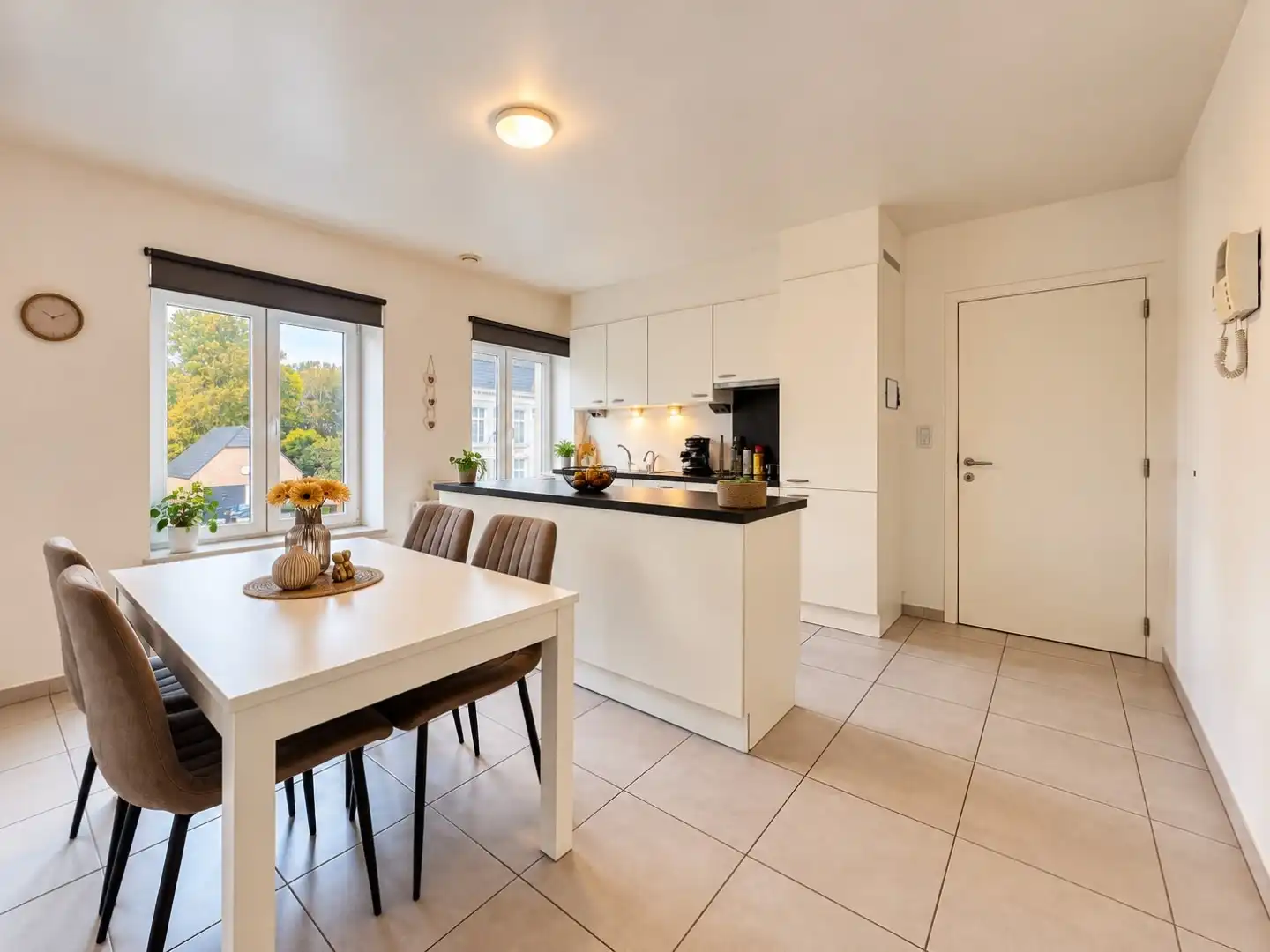 Ruim en energiezuinig duplexappartement met 3 slaapkamers en staanplaats in Wachtebeke foto 5