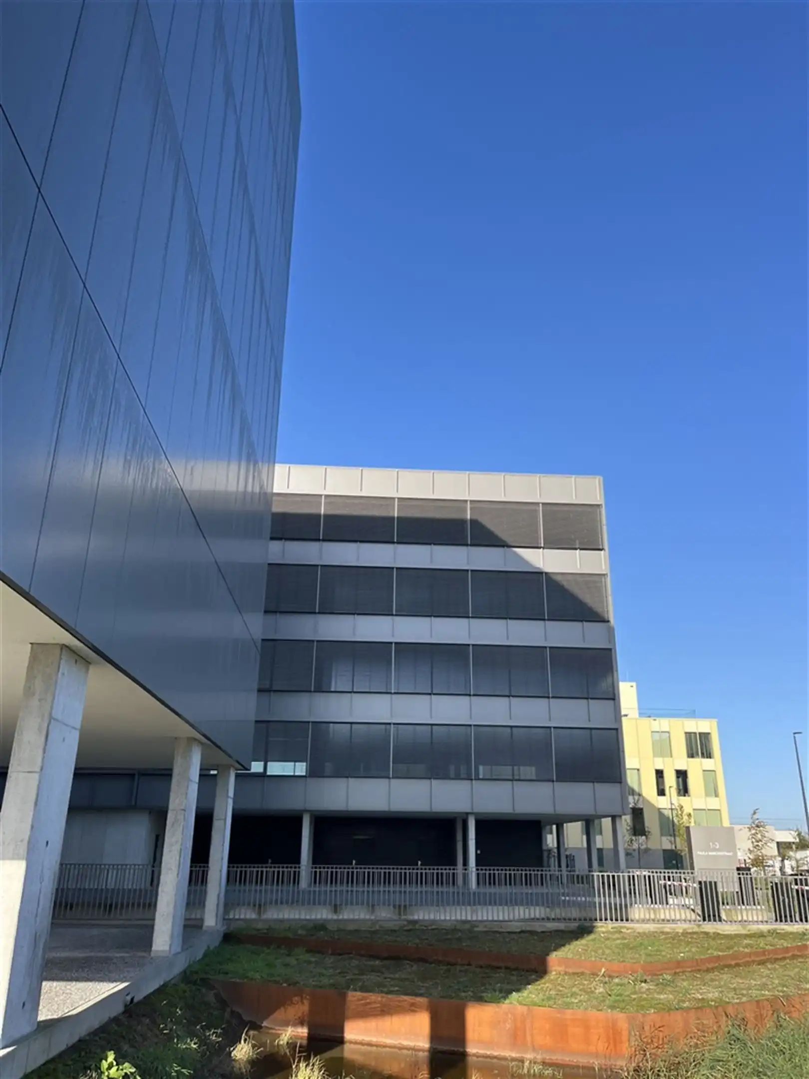 Nieuwbouw BEN kantoren met vlotte bereikbaarheid foto 9