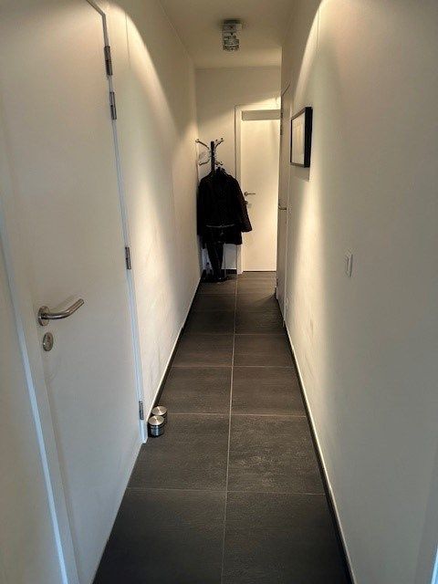 Prachtig instapklaar  2 - slpk.   Afwerking met luxe - materialen.  Open zicht op laan!  foto 14