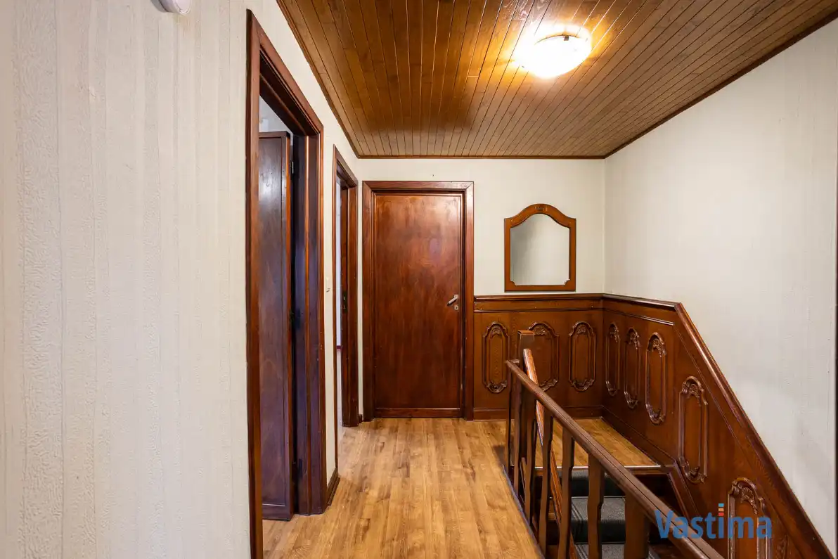 Te renoveren, halfopen woning met zuid gerichte tuin foto 14