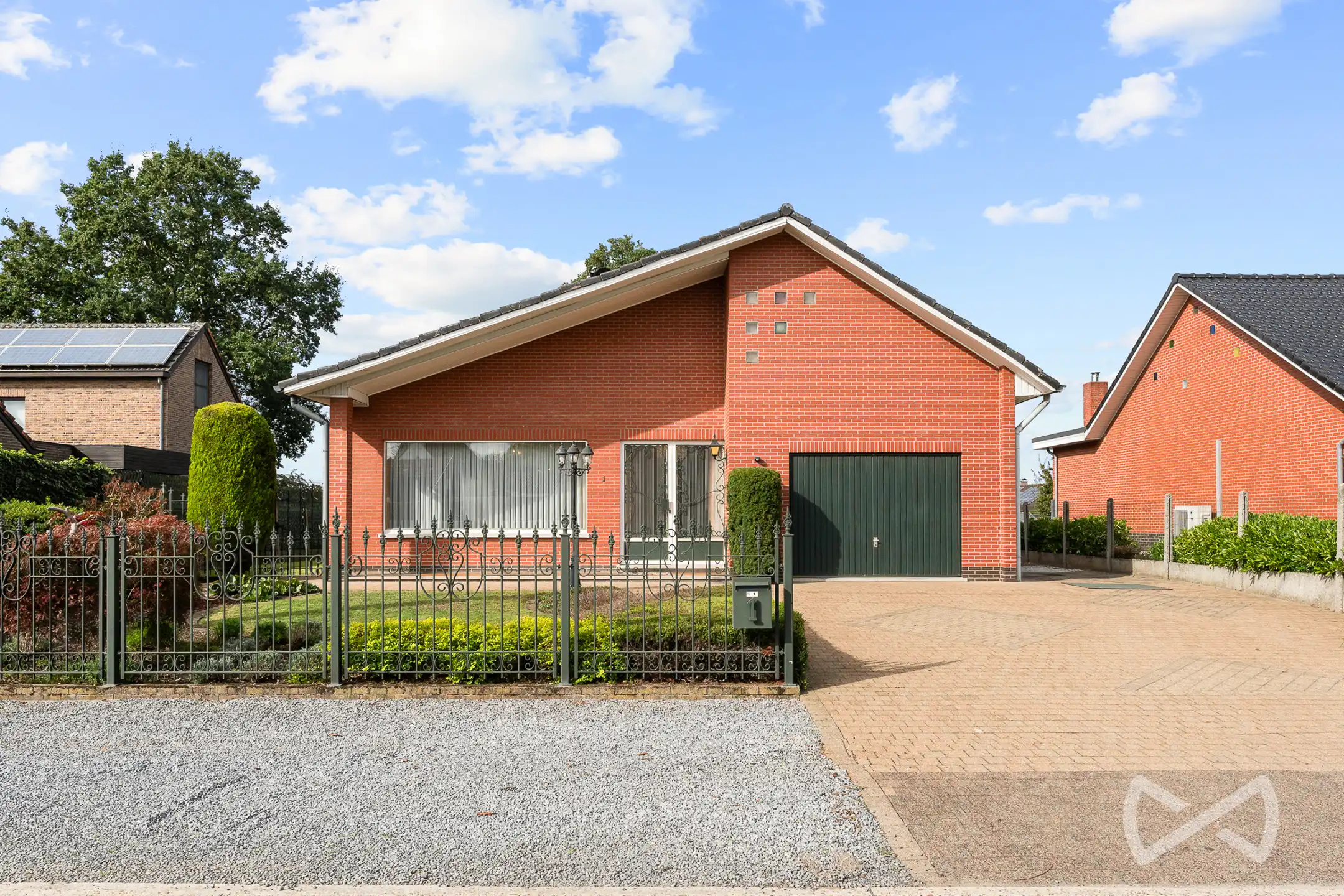 TE KOOP | Open bebouwing met 3 slaapkamers op 10 are in Paal foto 3
