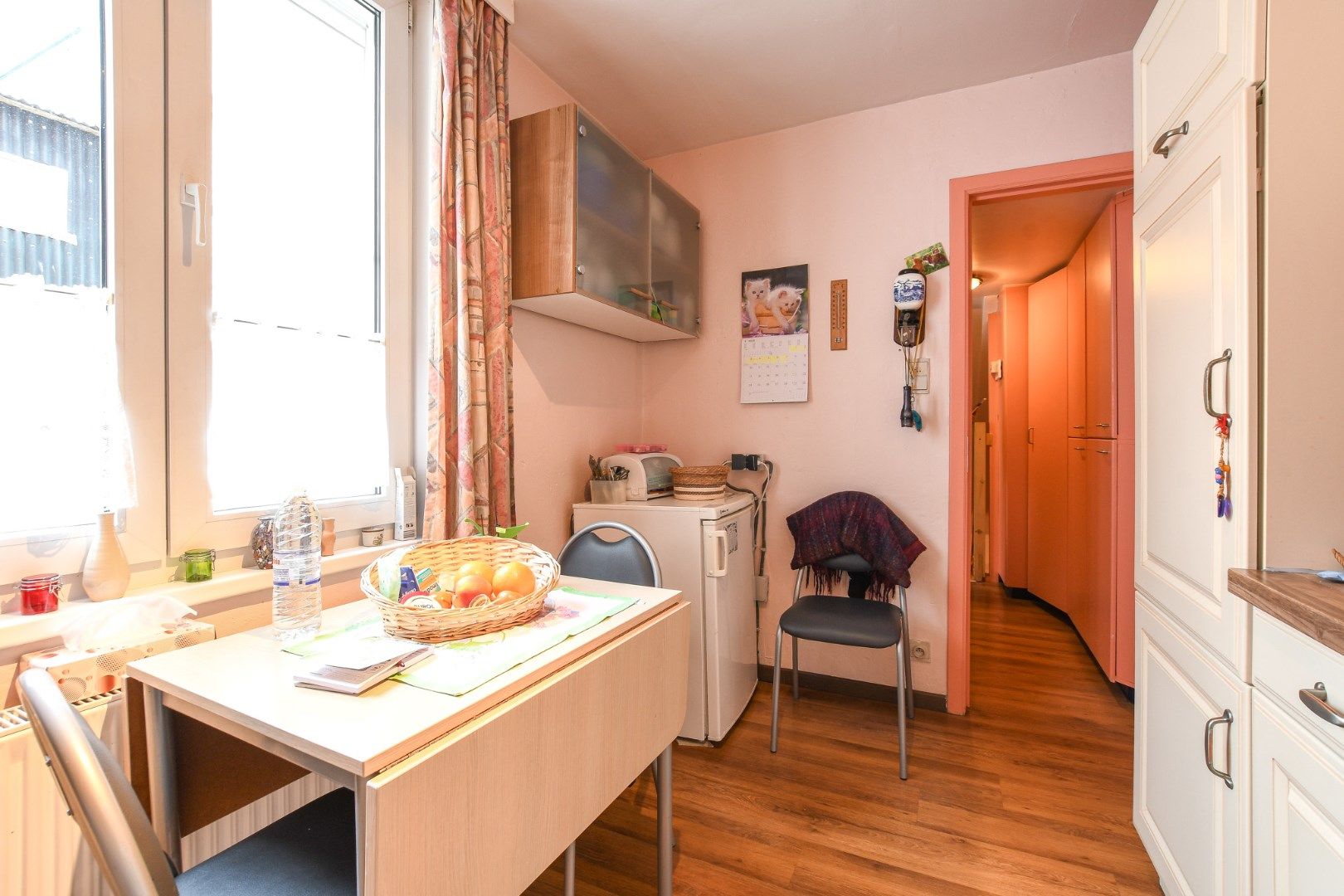Instapklaar 3-slaapkamerappartement met koer & terras – vlak bij Grote Markt en jachthaven! foto 6
