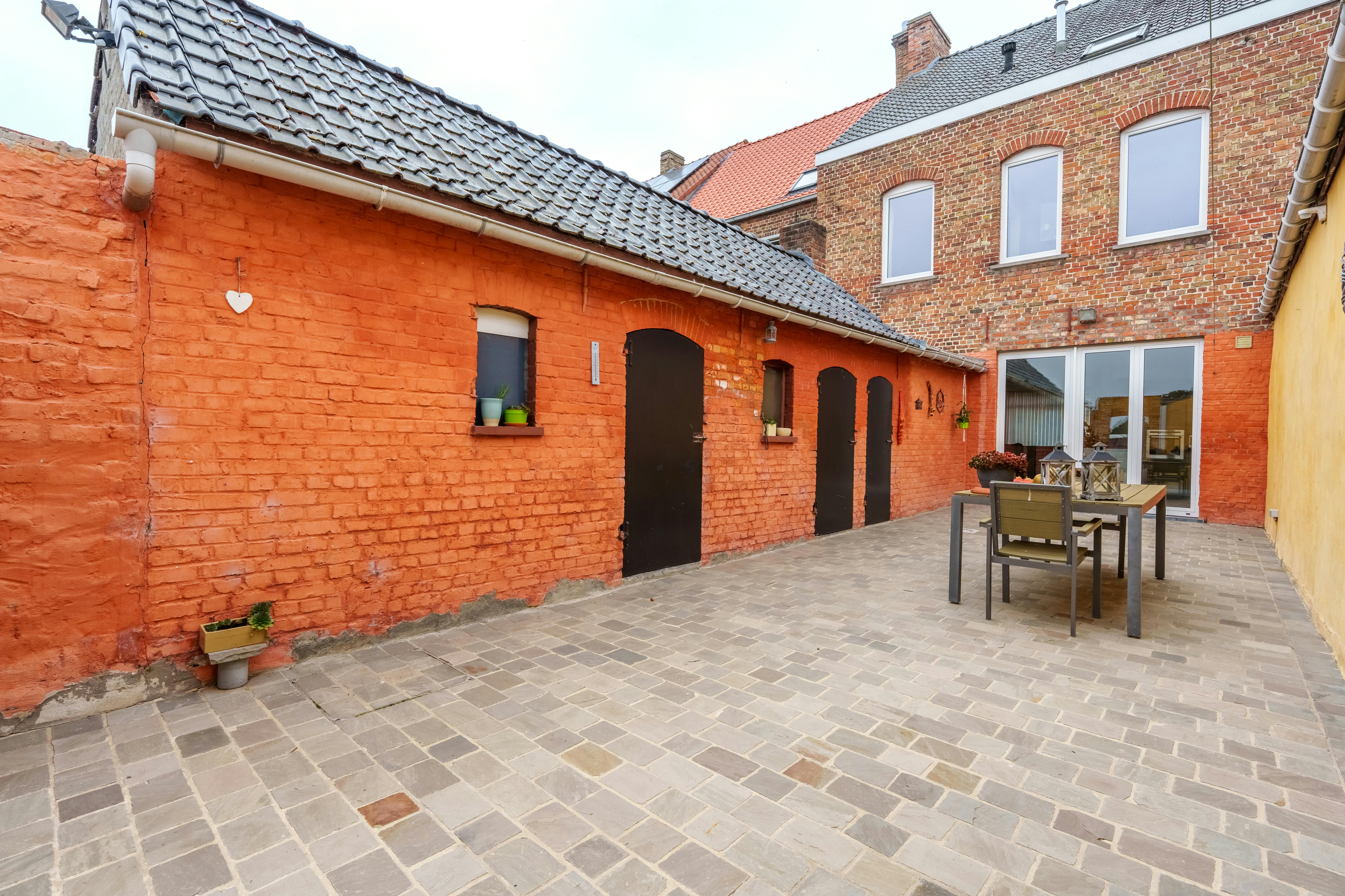 Polyvalent eigendom: woning, winkelruimte én loods te koop in Merkem op 1.885m² foto 16