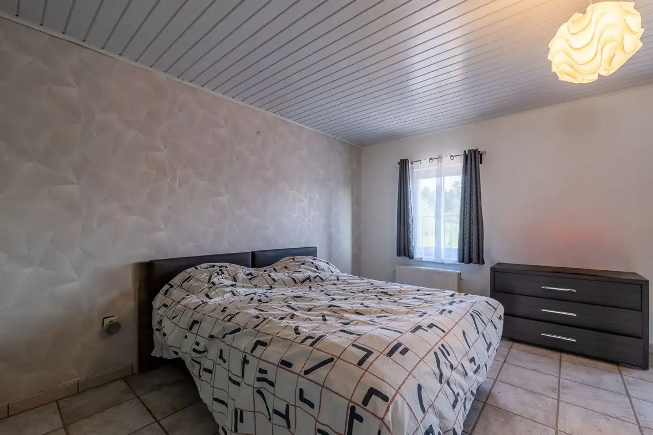 Verzorgde woning met 2 slpk., tuin en garage foto 13