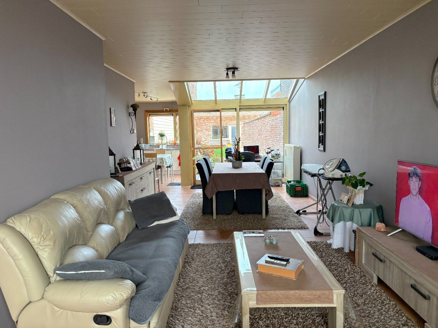 Rijwoning met 3 slaapkamers en garage foto 3