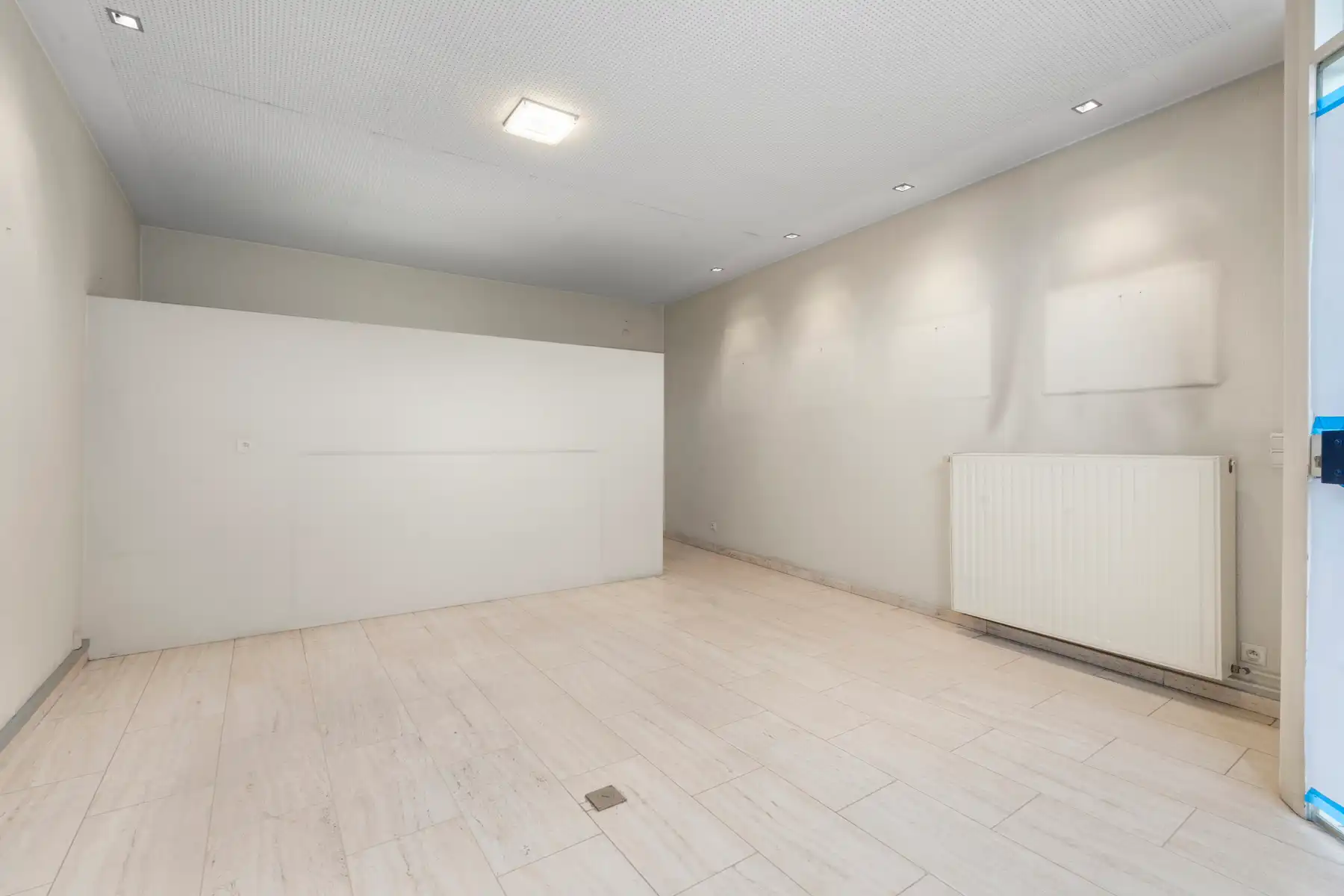 Te renoveren woonhuis op 219m²,centraal gelegen te Roeselare foto 4