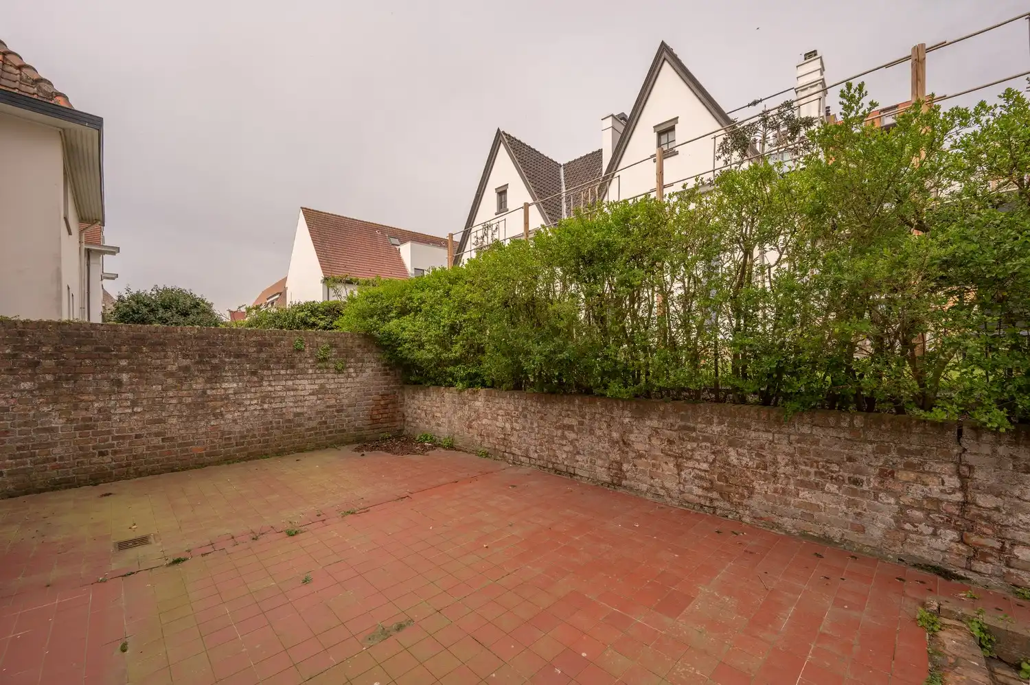 Koppelvilla op enkele passen van het casino en het strand foto 17