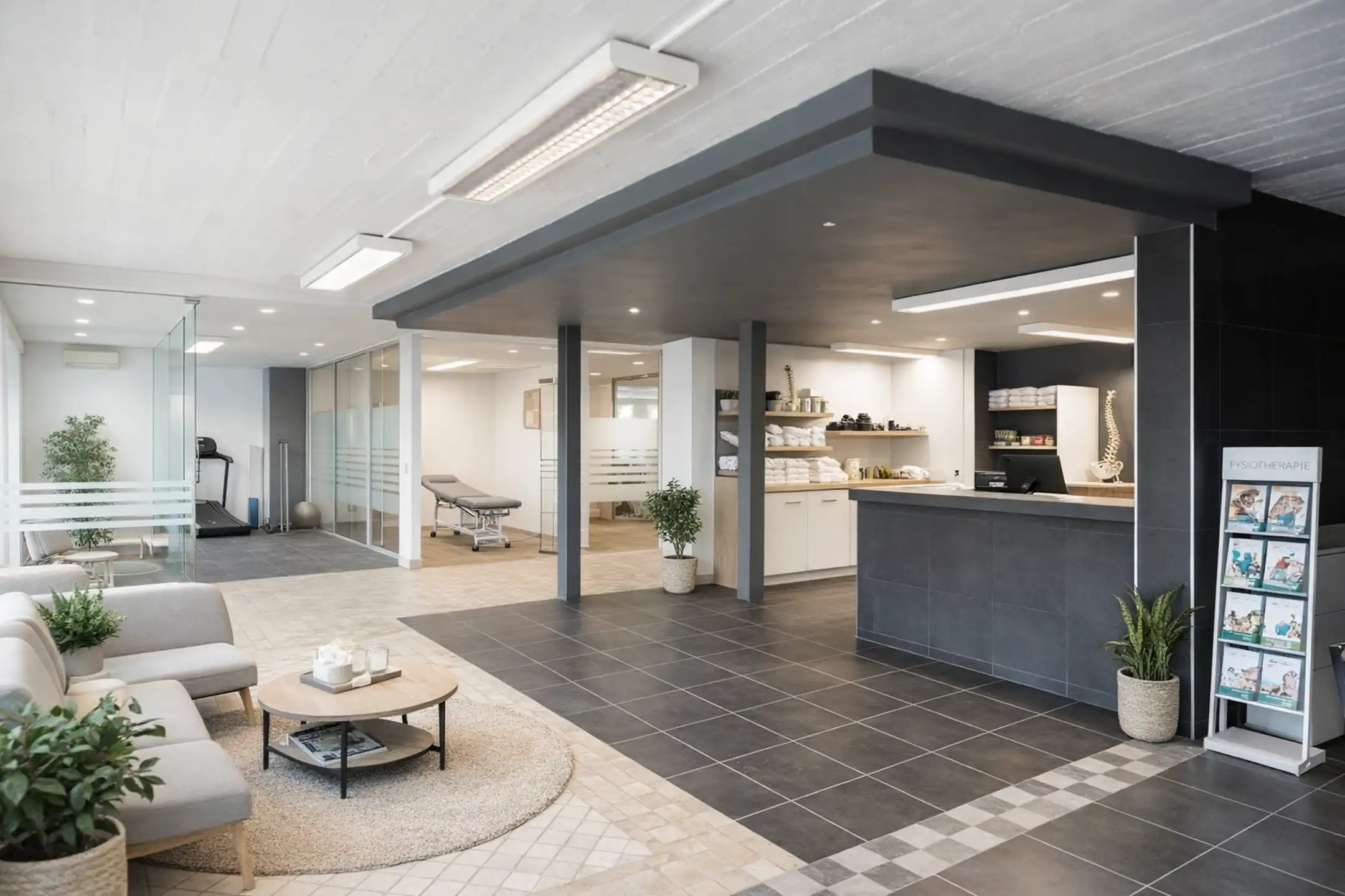 Ruim handelspand met woonst (3slpk)- zwemvijver  - diverse mogelijkheden !  foto 8