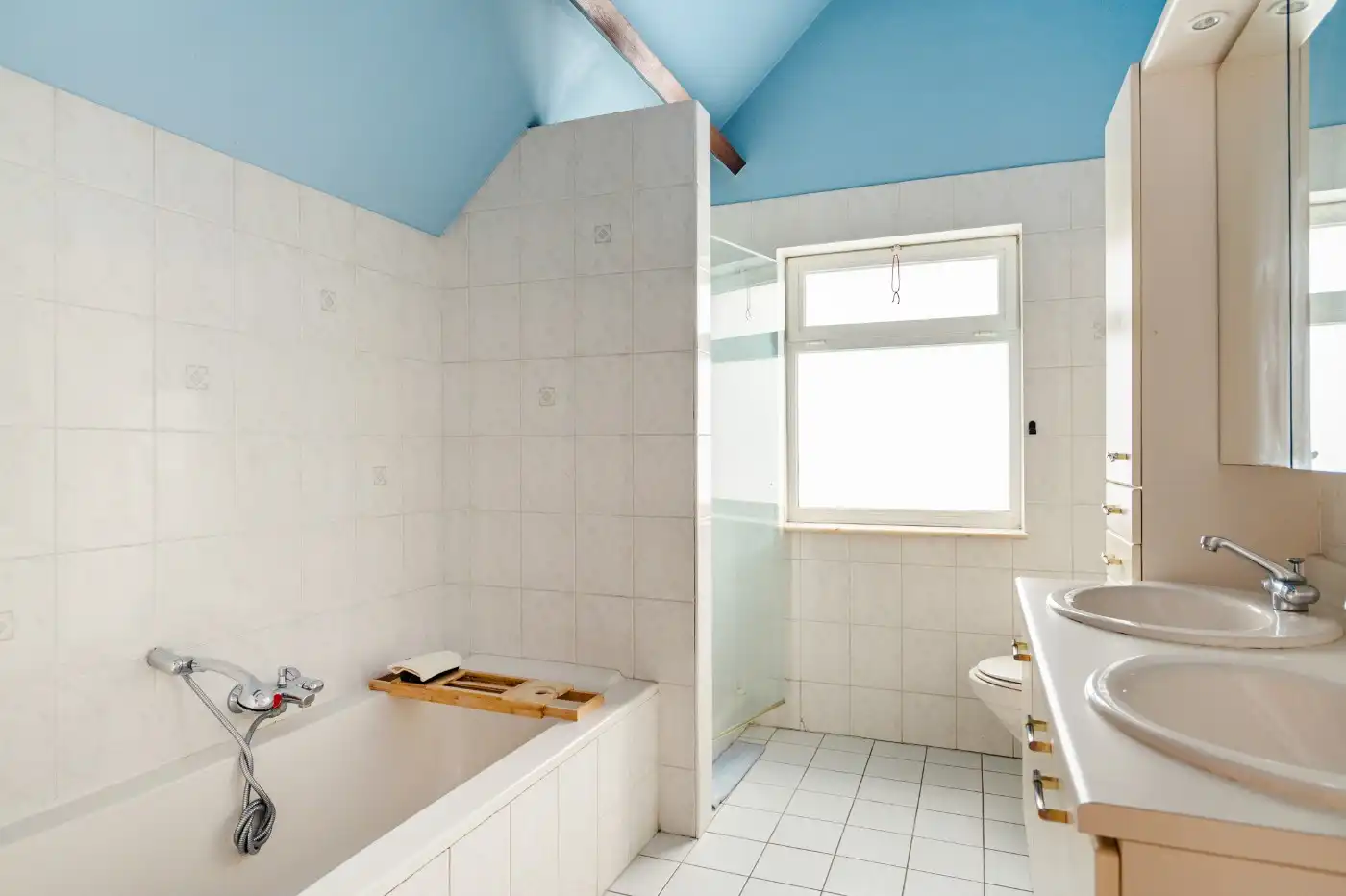 Ruime, instapklare woning met 3 à 4 slpk., garage en tuin - momenteel ingericht als 2 aparte woonunits foto 28
